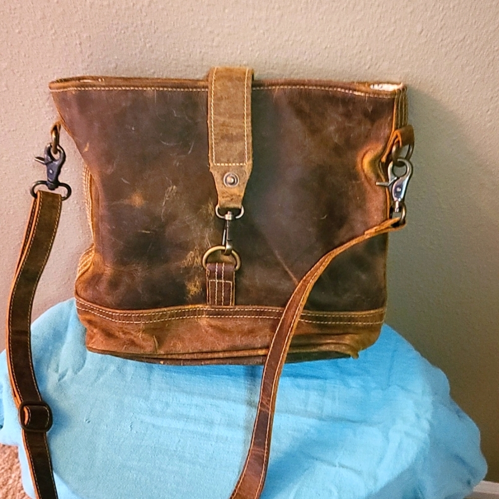 Myra bag